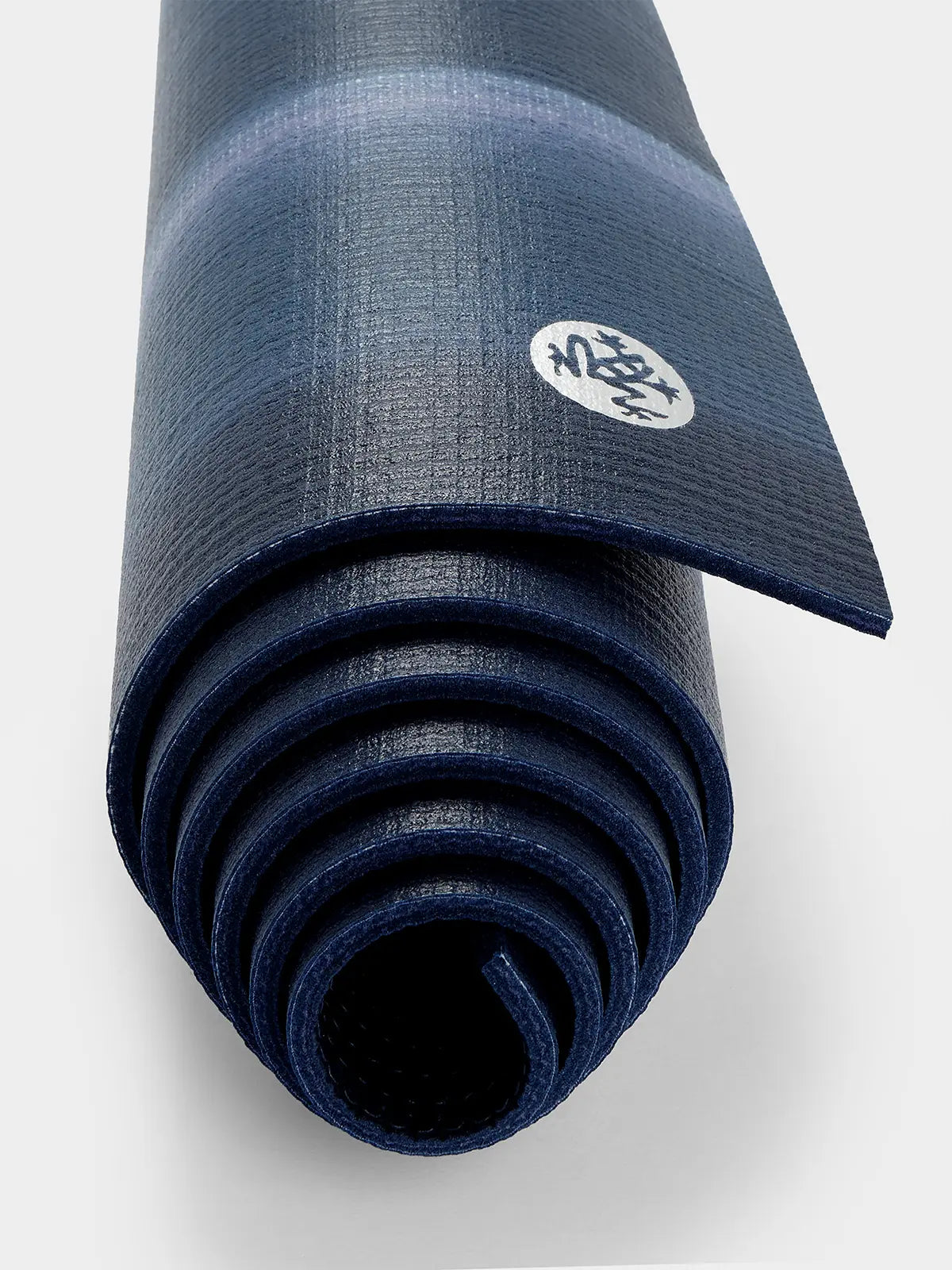 Manduka PRO™ Mat Midnight Limited Edition 6mm Yoga Matı