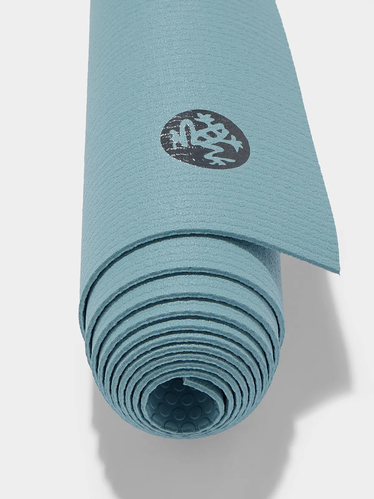 Manduka PRO™ Travel Mat Blue Lotus 2mm Yoga Matı