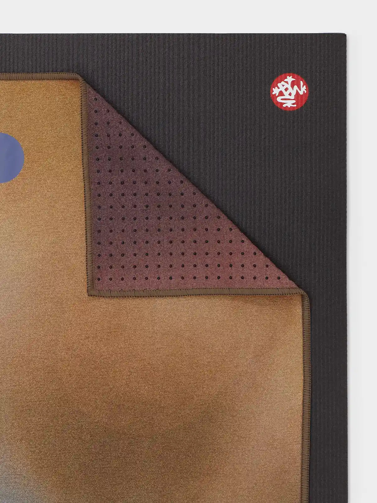 Manduka Yogitoes® Hot Yoga Mat Towel Home Front Yoga Havlusu