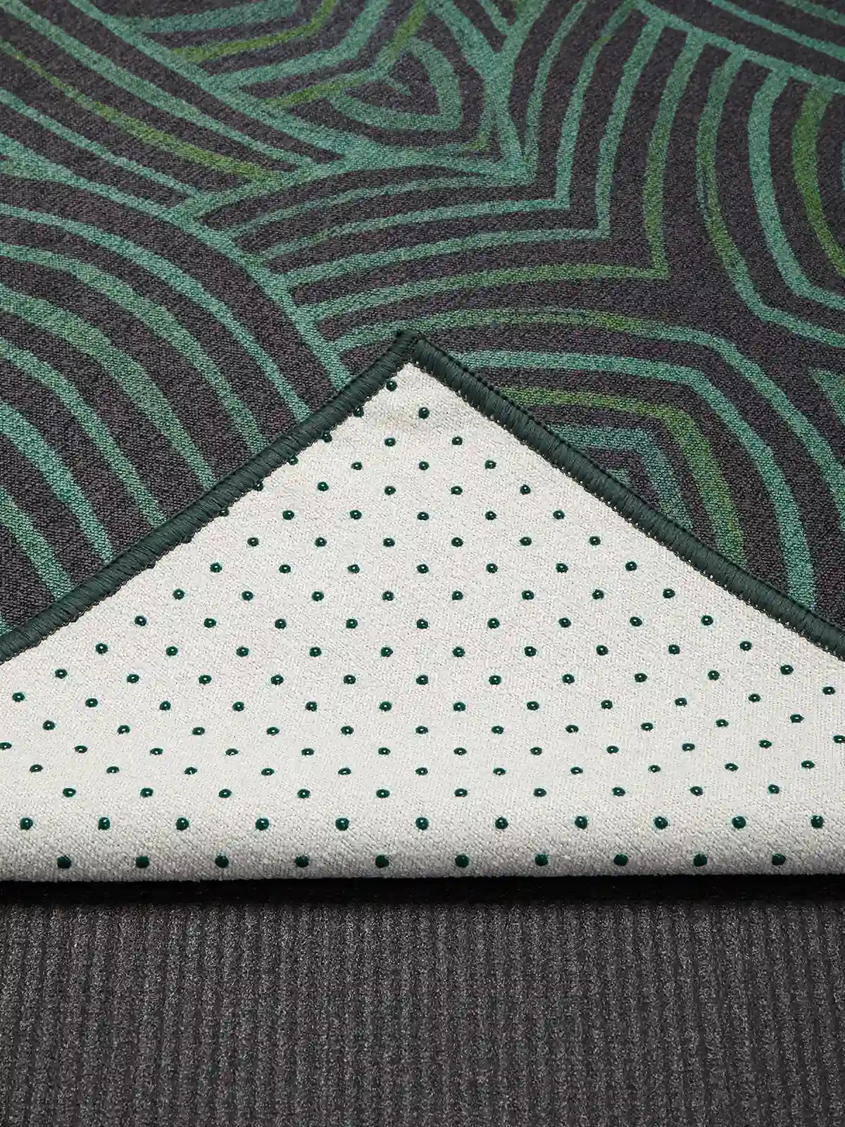 Manduka Yogitoes® Hot Yoga Mat Towel Vision Yoga Havlusu