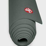 Manduka PROlite® Black Sage 4.7mm Yoga Matı
