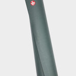 Manduka PRO™ Mat Black Sage 6mm Yoga Matı 215cm MAN111016050 1