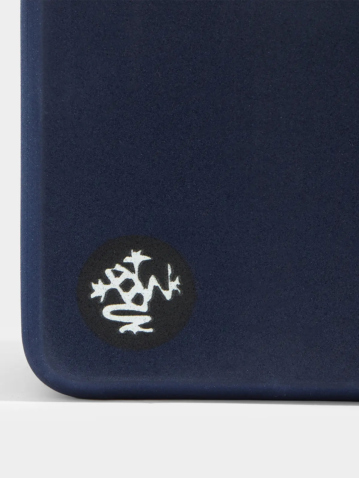 Manduka Lean Recycled Foam Midnight Yoga Blok