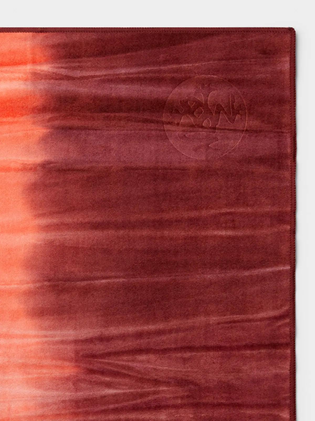 Manduka Equa® Bloom Tie Dye Yoga Mat Havlusu