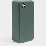 Manduka Lean Recycled Foam Sage Yoga Blok