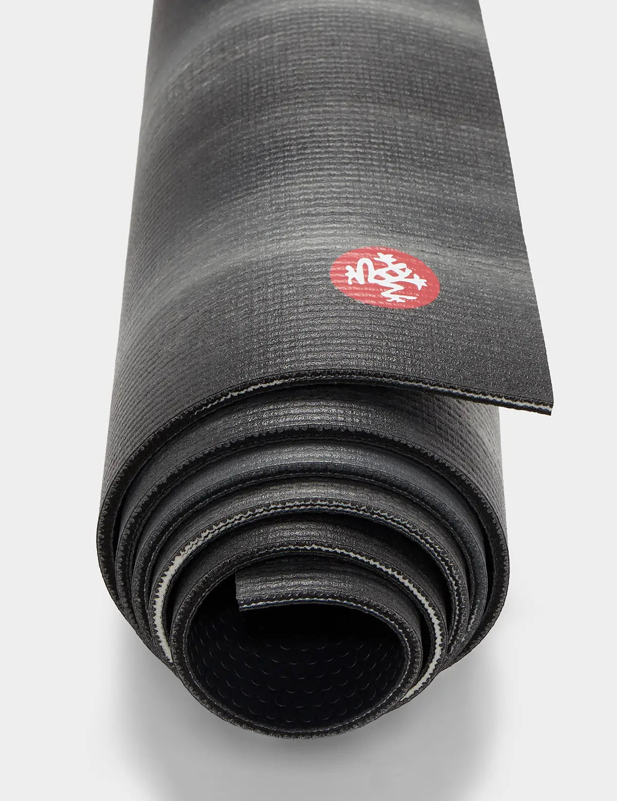 Manduka PRO™ Mat Black Light LE 6mm Yoga Matı