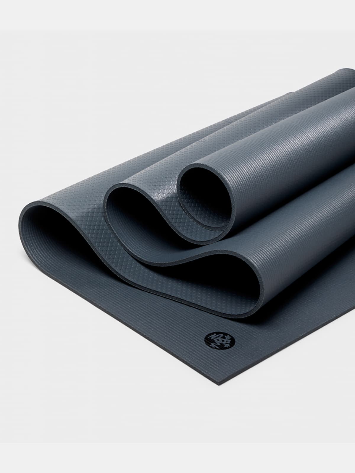 Manduka PRO™ Mat Black Thunder 6mm Yoga Matı - 3