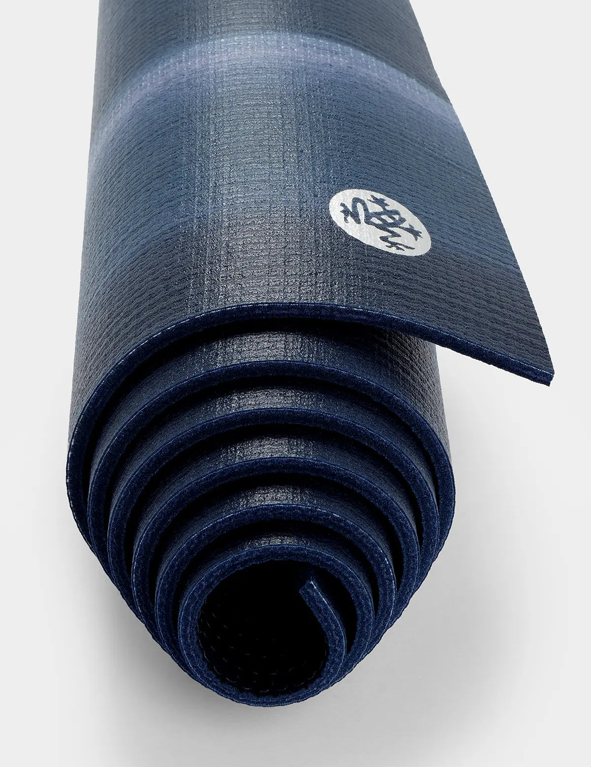 Manduka PRO™ Mat Midnight Limited Edition 6mm Yoga Matı