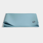 Manduka PRO™ Travel Mat Blue Lotus 2mm Yoga Matı