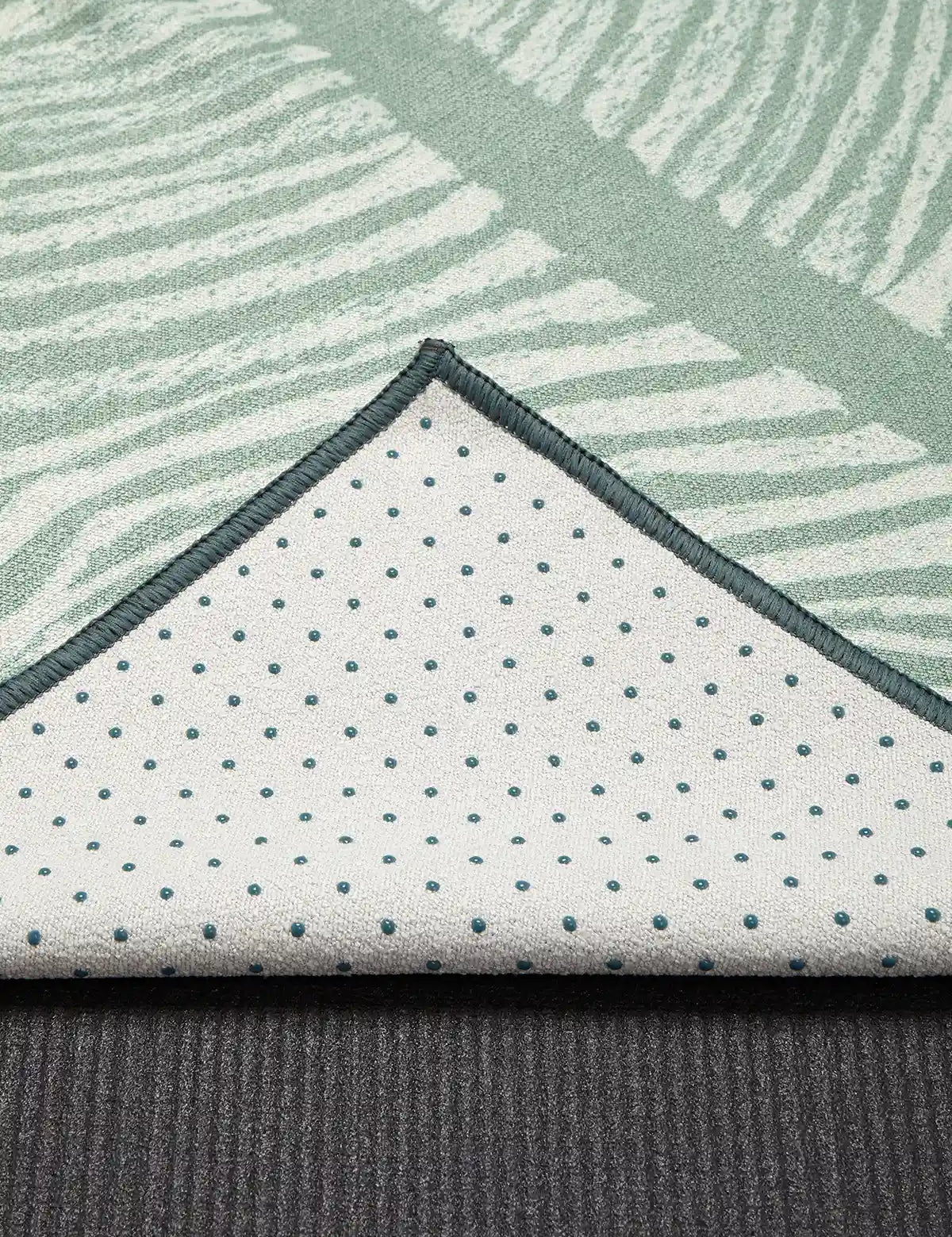 Manduka Yogitoes® Hot Yoga Mat Towel Silver Plume Yoga Havlusu