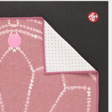 Manduka Yogitoes® Mat Towel Heart Chakra Reflection Yoga Mat Havlusu