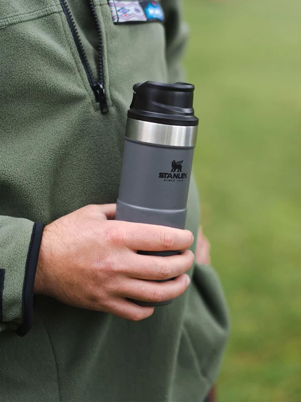 Stanley Stanley Classic Trigger-Action Travel Mug 0.35L Termos