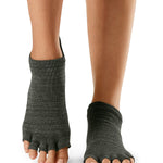 Toesox Half Toe Low Rise Grip Socks Jade Çorap S01925JDE 1