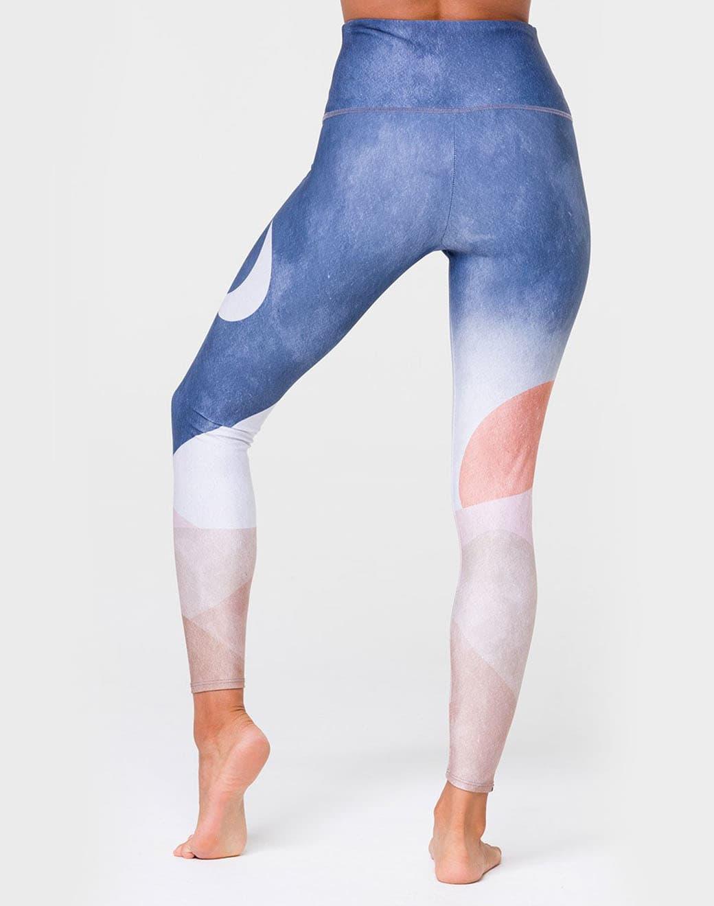 Onzie Graphic High Rise Midi Legging Sol Y Luna Tayt