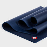 Manduka PROlite® Long & Wide Midnight 4.7mm Yoga Matı